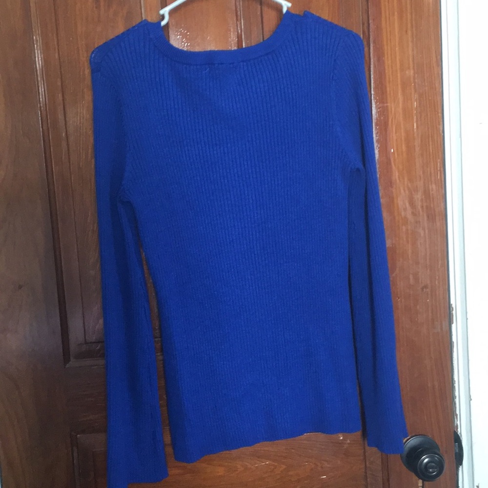 ⭐️New⭐️flair sleeve sweater size medium - Picture 3 of 6